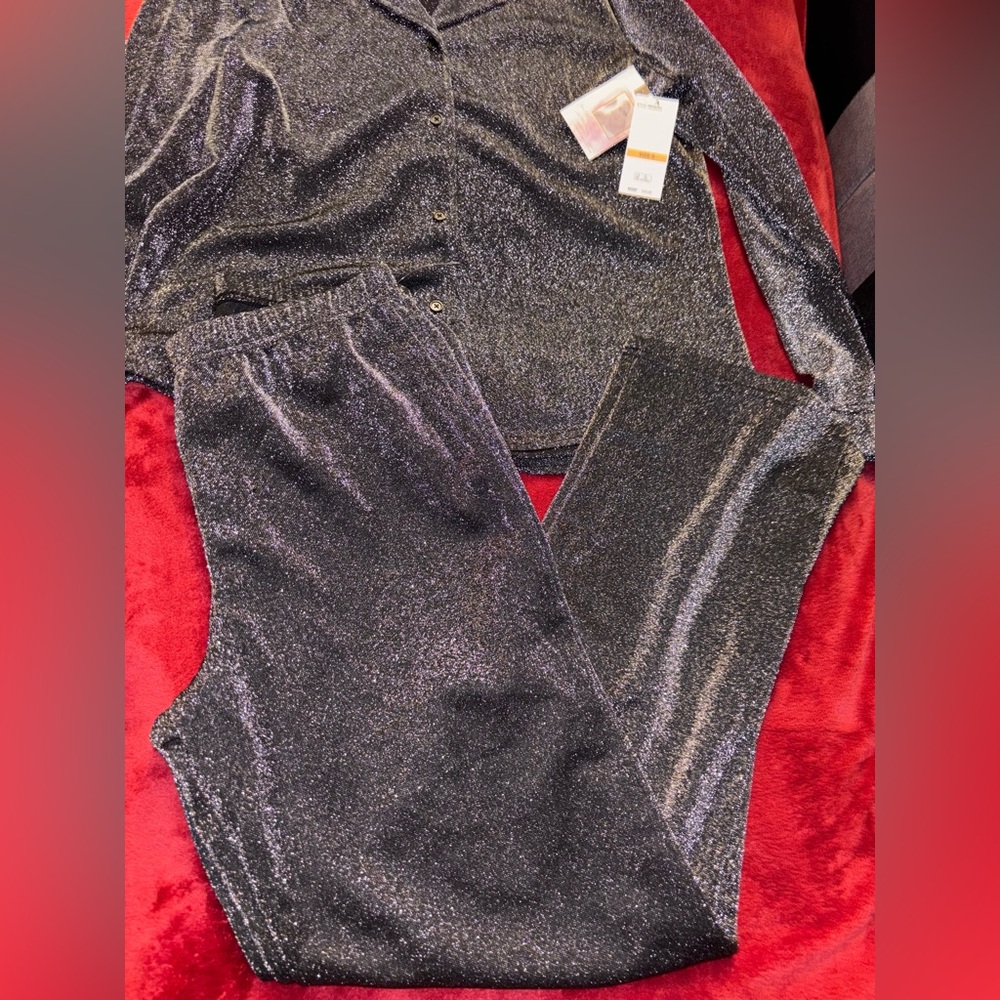 Jessica Simpson Sleepwear - Picture 4 of 7